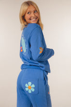 Load image into Gallery viewer, Confidence Sweatshirt